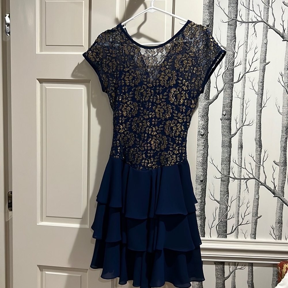 80s LATE EDITION GOLD AND NAVY DRESS